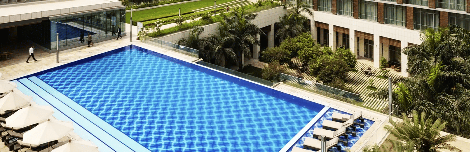 Renovacion de hoteles foto picina hotel