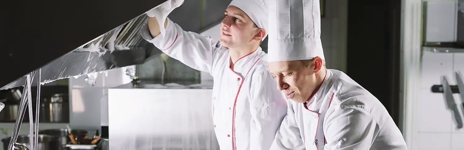 Estrategias de eficiencia energética en cocinas hoteleras