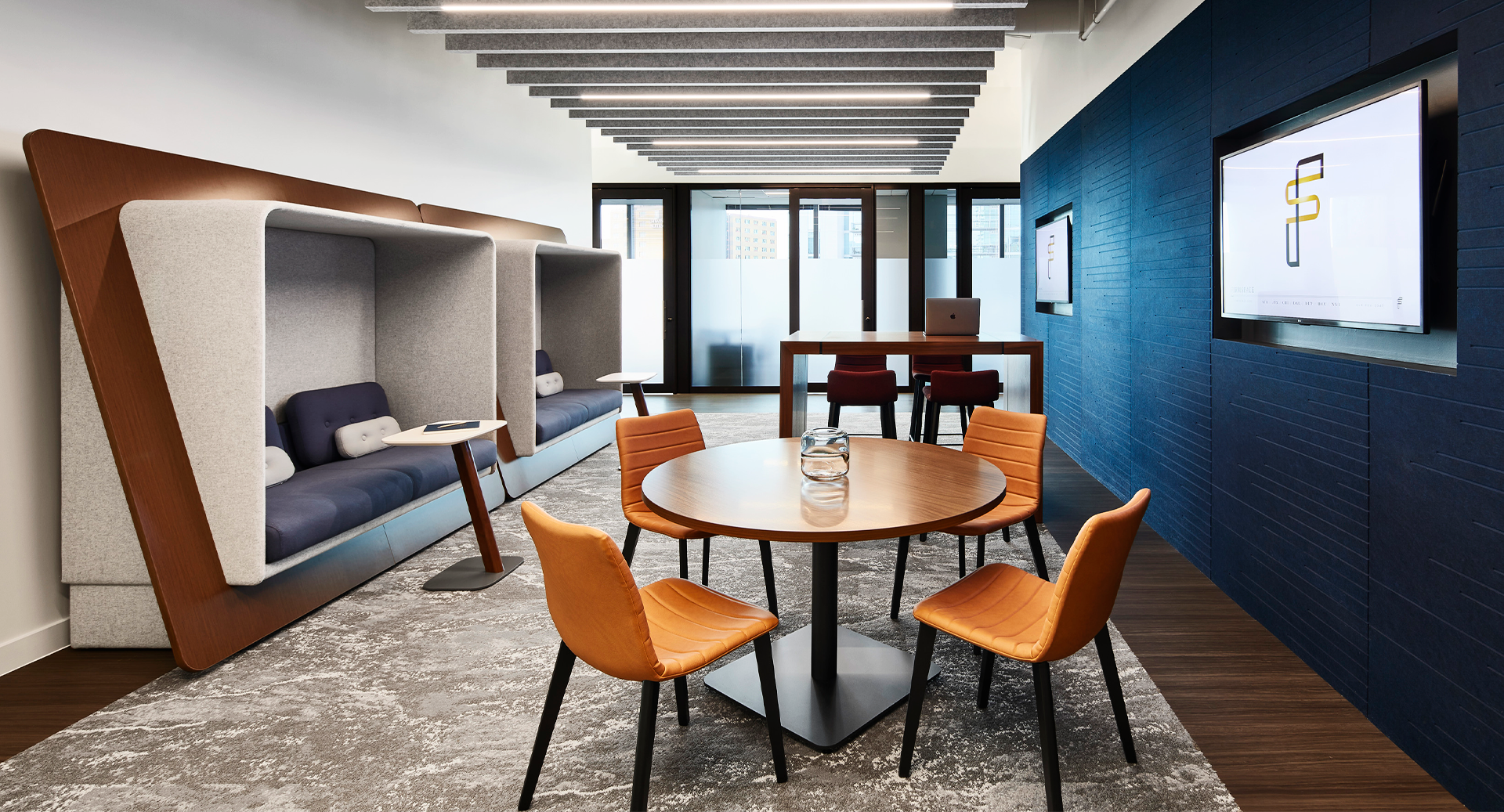 una sala con Space planning y Test fit