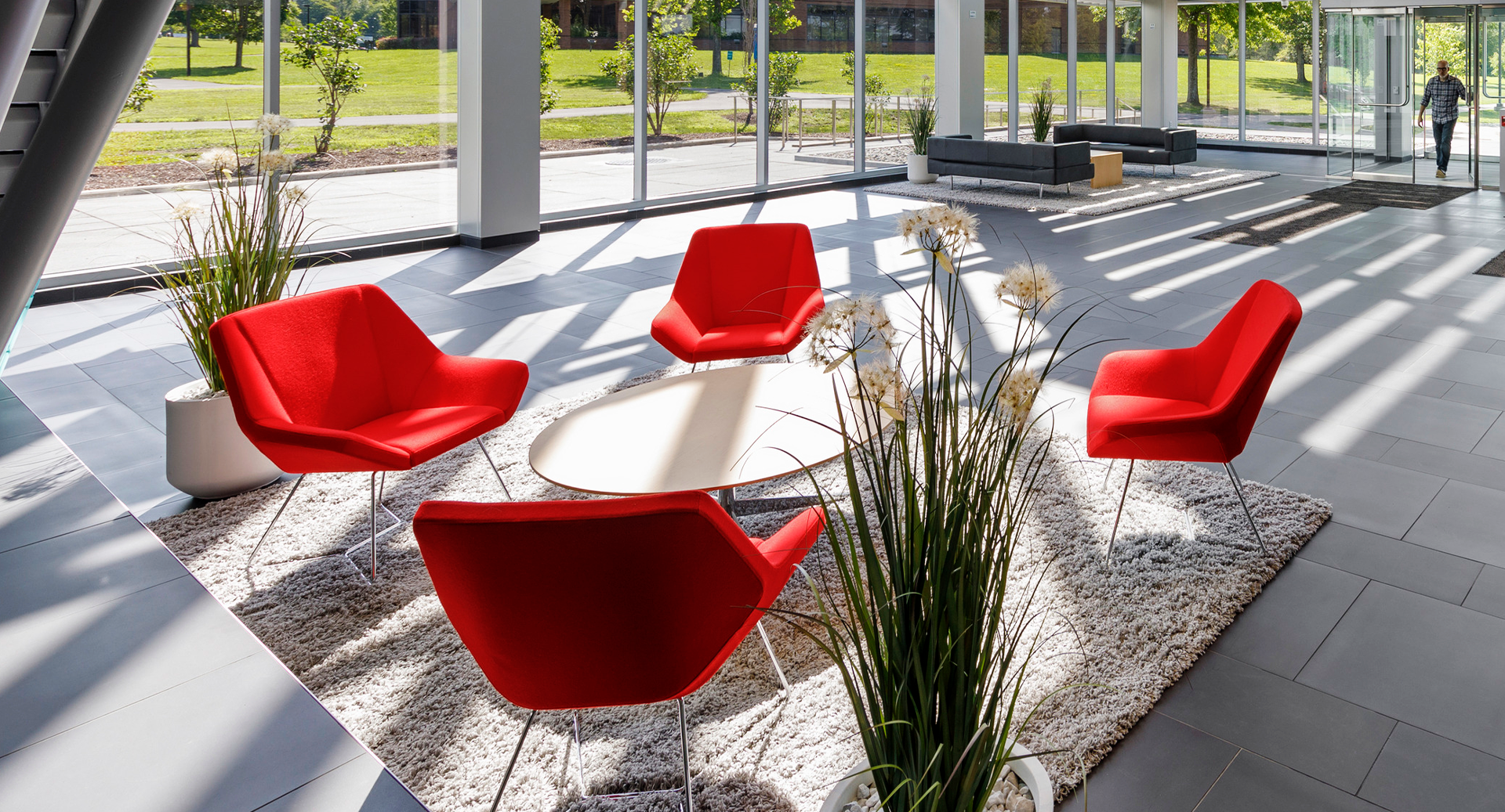 Diseño de interiores moderno y con ahorro de recursos